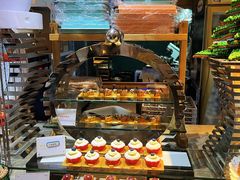 -半岛翡丽海鲜自助餐厅(观风亭店)