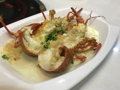 -鑫悦楼煎蟹·16年海鲜大排档