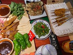 -聚串门儿·东北烧烤(信义坊店)