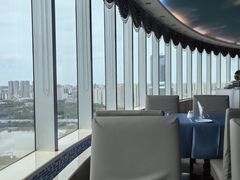 -黄金海景大酒店-旋转餐厅