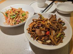 -江渔儿酸菜鱼专门店(明珠广场店)