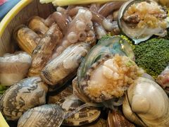 一筐贝壳-日进一片海.生腌海鲜火锅.宵夜烧烤(三里屯总店)