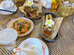 -小小集渔·泰式大排档(太古里香槟店)