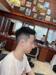 -尼特斯男士发型馆