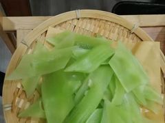 -牧人巷子·大锅羊汤·暴走牛骨(大成路店)