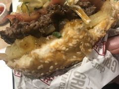 -The Habit Burger Grill 哈比特汉堡(爱琴海店)