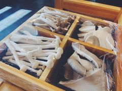 -烹然四季椰子鸡火锅(团结湖总店)