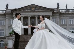 -D视觉婚纱摄影(通程广场店)