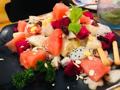 清甜鲜果沙拉-盘炉forenza·云贵川融合小食堂 ( 钟楼中柳巷店)