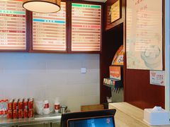 -佬钱湾仔(衣裳街店)