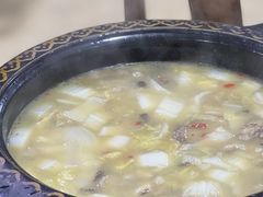 -八美镇邛崃土地坡饭店