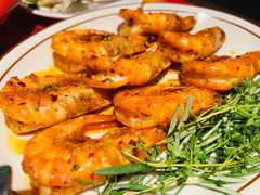 西班牙蒜香油爆虾-ZAFFERANO西班牙海鲜饭(上海首店)
