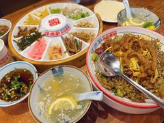 -怪噜范·老贵阳街头名小吃(鸿通城店)