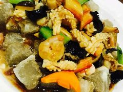 六鲜焖子-付家庄小渔村(山东路店)