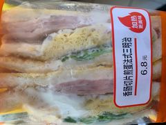 -全家便利店(景昙路店)