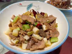 -湖泉水云间餐厅·弥勒地道菜(B座店)