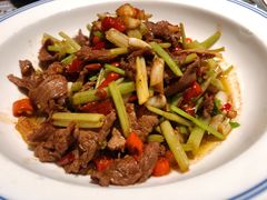 土芹菜炒黄牛肉-湘语·湖南家常菜(新洲店)