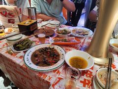 -威记烧嘢·南宁烧烤·超级生牛(绿地店)