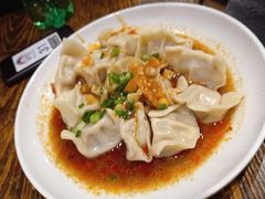 -爆炸头阿姨小四川正宗川味小吃(无任何分店)