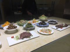 -燕坤食府
