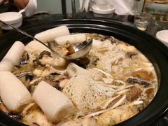 -菌海森林·非遗野生菌火锅(西山区滇池路摩根道店)