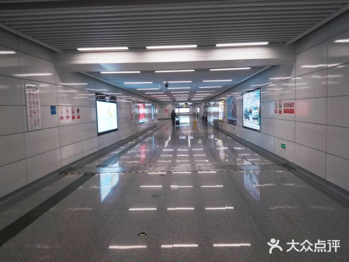 西乡塘客运站(地铁站)图片