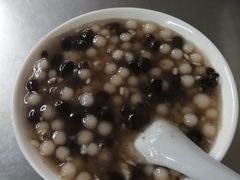 -芳婆糕团店(王府大街店)
