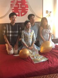 -艾米丽婚纱礼服