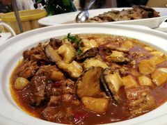 铁棍山药鲍鱼焖土鸡-阿庄新豫菜(航海东路店)