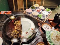 -周小明火锅(黑金冠社区店)