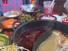 -赵美丽·重庆社区火锅·直营店(火车东站·中豪国际店)