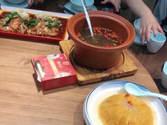 -有红鸡毛店·川菜(建设路店)