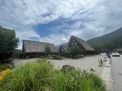 -白川乡与五箇山的合掌构造村落