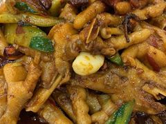 -江城燕子大排档(江汉路步行街店)