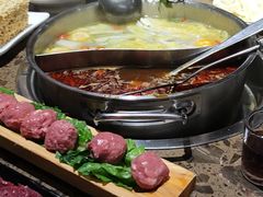 -悦牧·酸汤牛肉火锅(沃尔玛店)