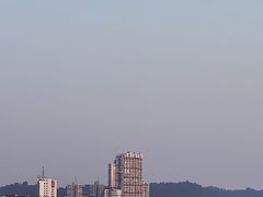 -峨眉山报国寺