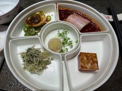 -新光酒家·方亮蟹宴·河豚(浦东店)
