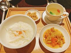 秃黄油拌饭-杭州西子湖四季酒店·金沙厅