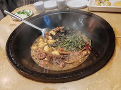 -万里闯关东铁锅炖菜馆(高新旗舰店)
