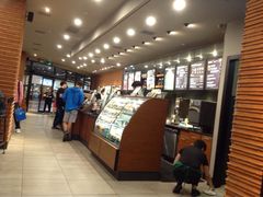 -星巴克(上海虹桥新天地二店)