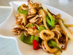 -覃记海鲜美食餐厅