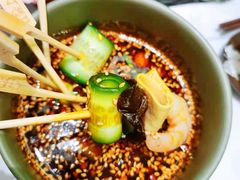 -红鼎豆捞·非遗鲍皇汤火锅(宝丰路店)