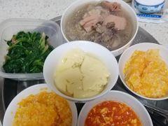 -姆爱自营月嫂(松江店)