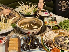 -土连锅·现熬养生汤锅(梁家巷店)