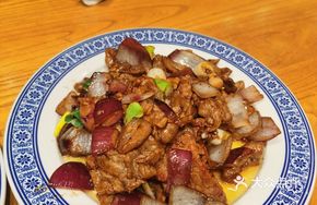 Xiang Flavor Stir-fried Beef Shank