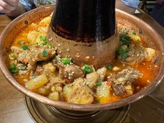 油焖铜锅鸡-雀舞云南菜(天津天河城购物中心店)