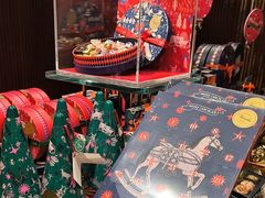 -VENCHI 闻绮(上海佛罗伦萨小镇店)