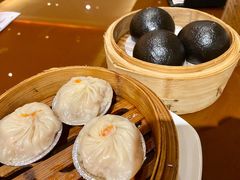 -广州中心皇冠假日酒店·百粤楼