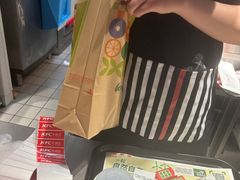 -肯德基(成山路地铁站店)