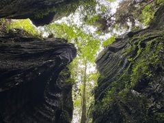-梭布垭石林景区